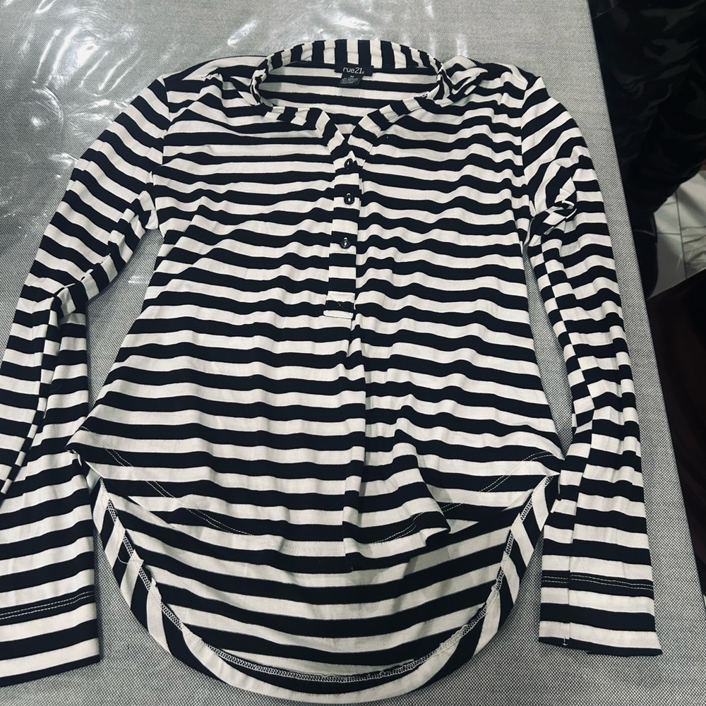 Rue21 Black and White Striped Button Down Shirt